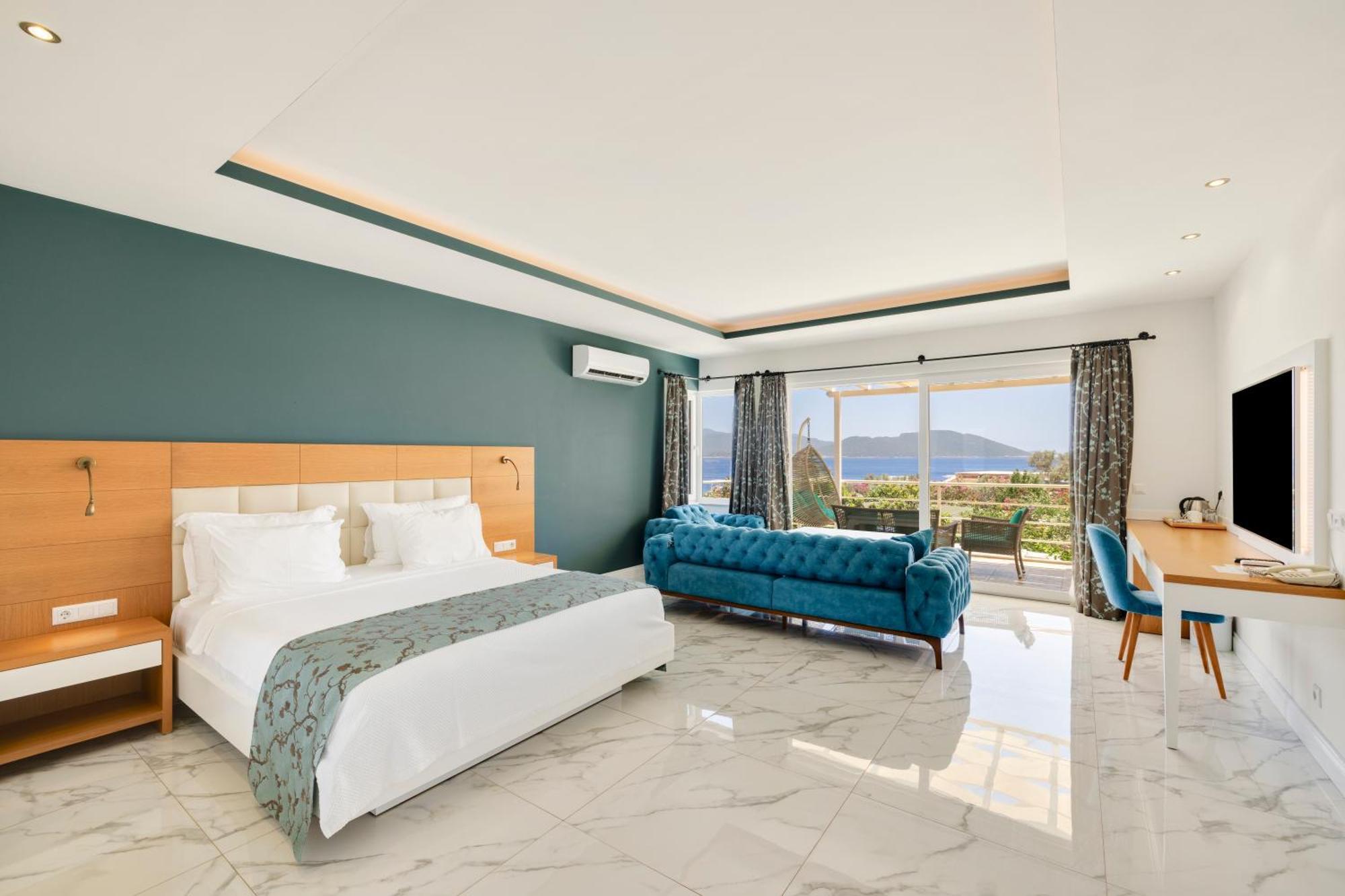 Blanca Hotel *
